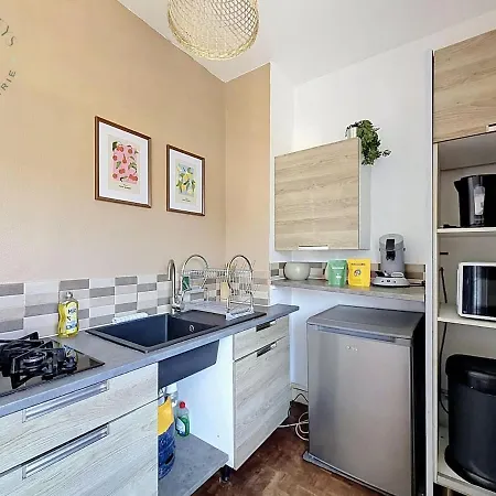 Le Exception - Centre & Balcon 아파트